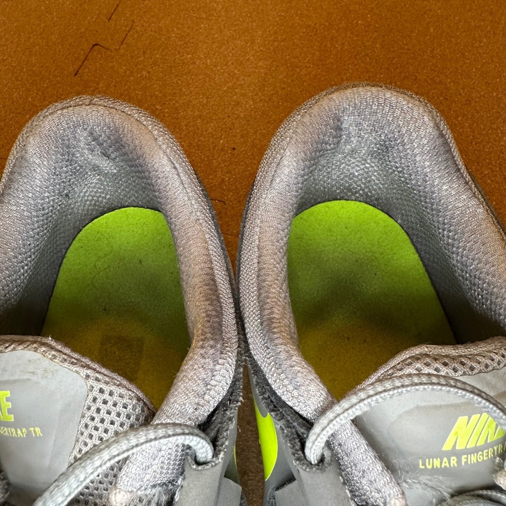 Nike Lunar Fingertrap TR Mens 11.5 Grey Volt Training Shoes 898066-002 Woven Low - Picture 7 of 11